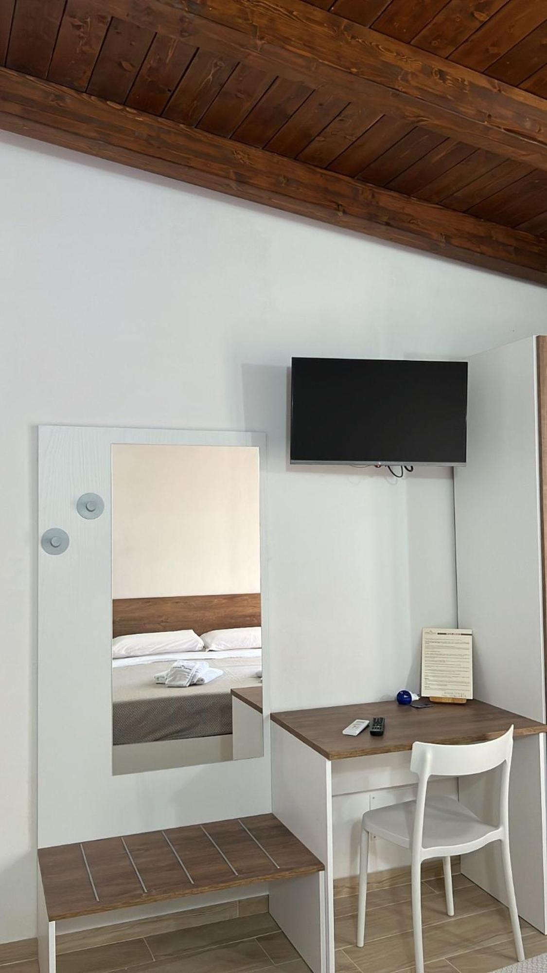 B&B Vittorio Emanuele Cirò Marina Dış mekan fotoğraf